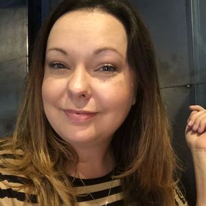 Meet your Posher, Angie